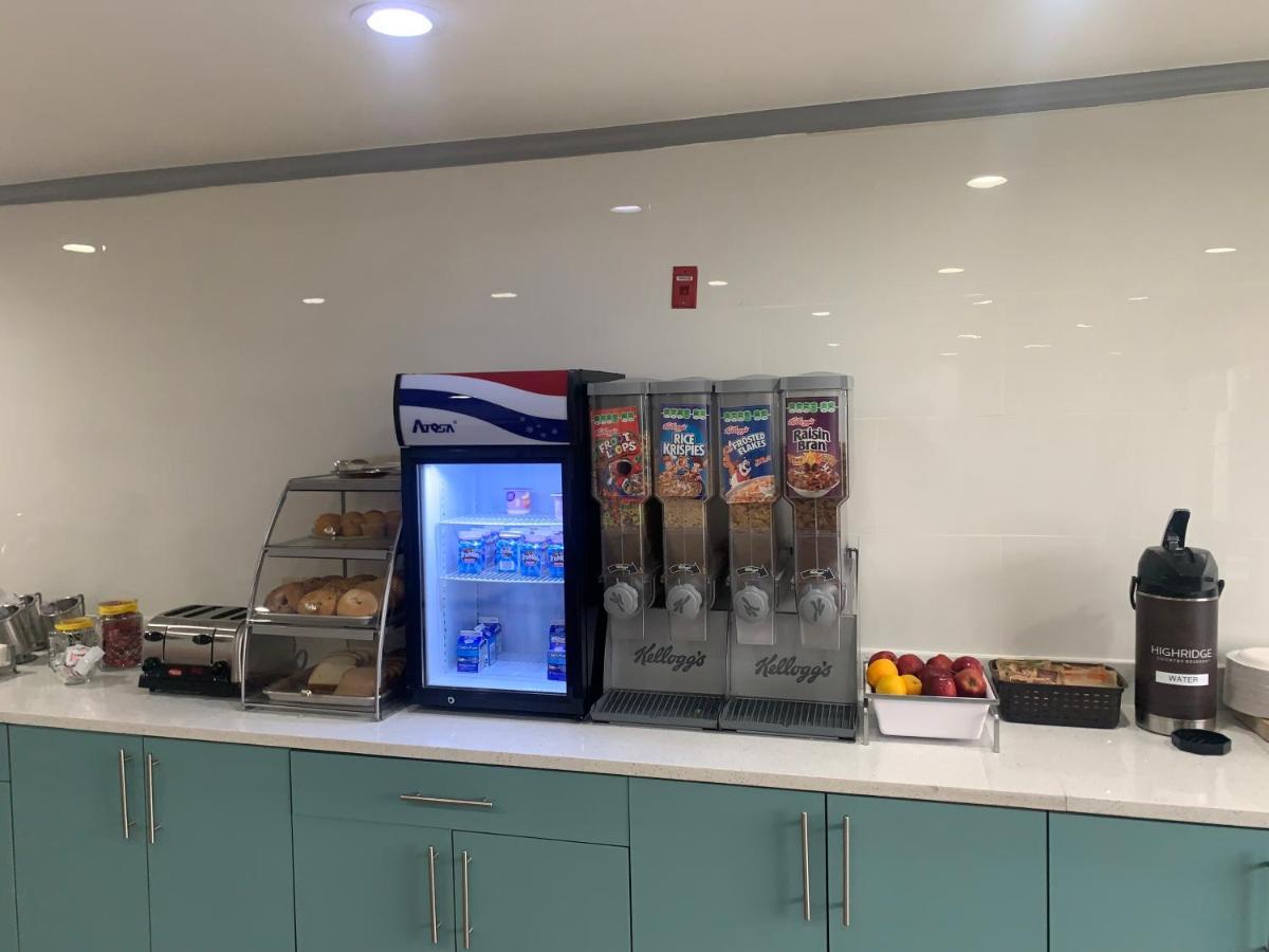 Country Inn & Suites By Radisson, Grand Rapids Airport, Mi Luaran gambar