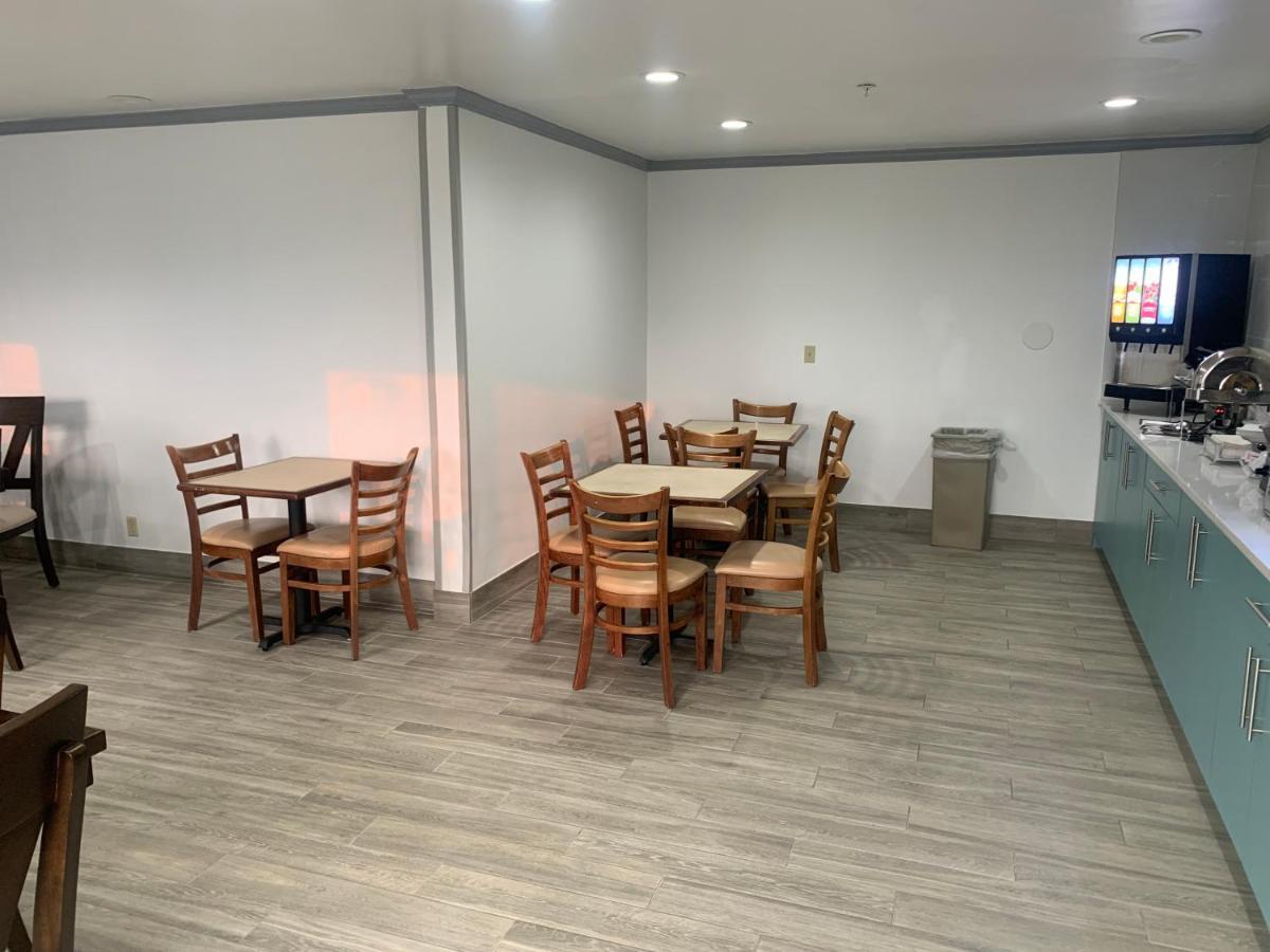 Country Inn & Suites By Radisson, Grand Rapids Airport, Mi Luaran gambar
