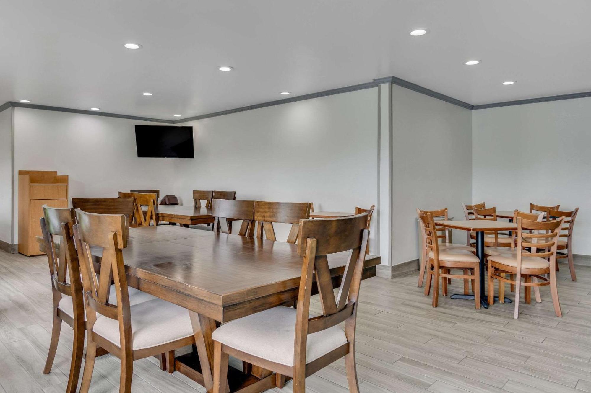 Country Inn & Suites By Radisson, Grand Rapids Airport, Mi Luaran gambar