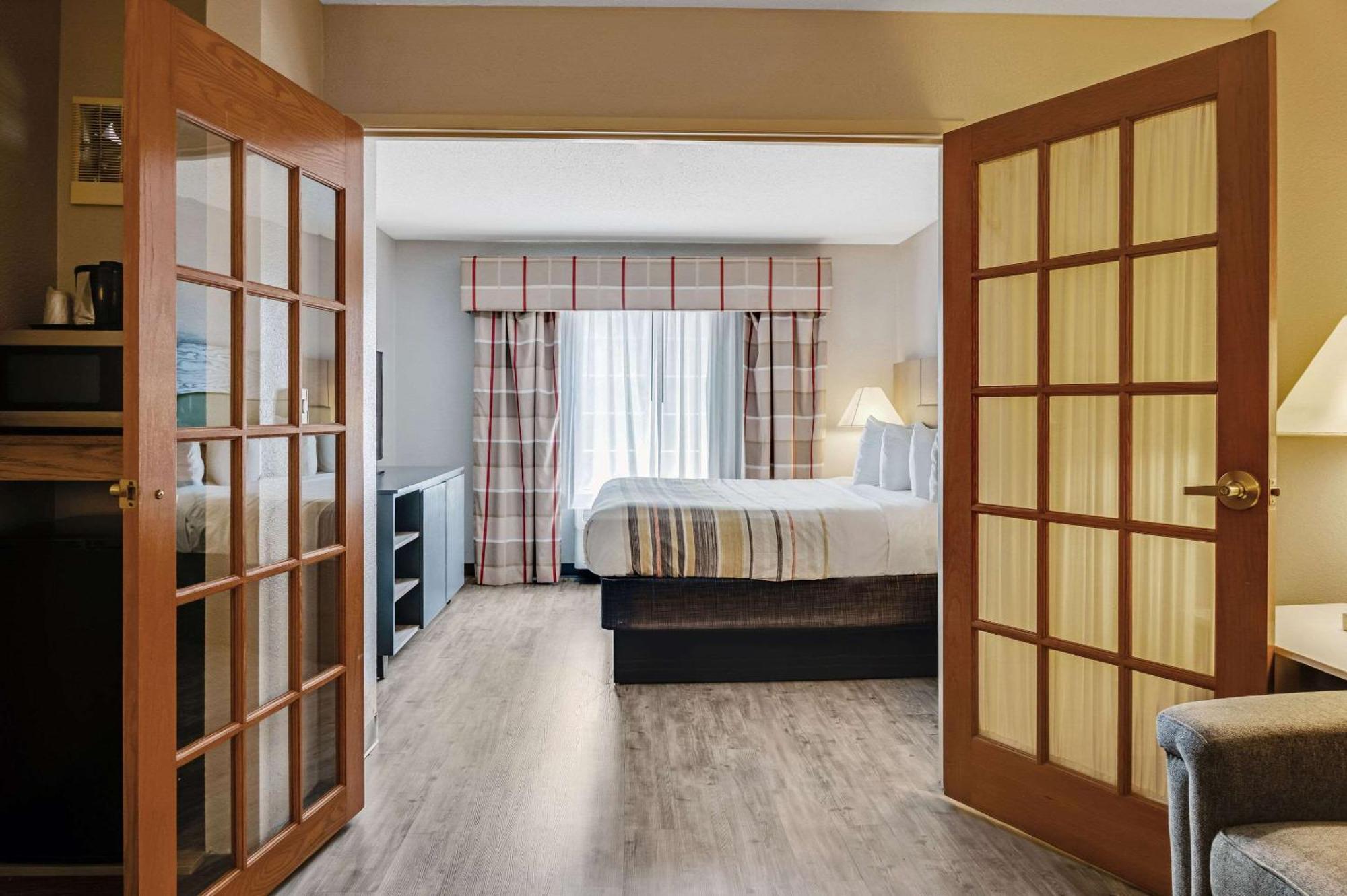 Country Inn & Suites By Radisson, Grand Rapids Airport, Mi Luaran gambar