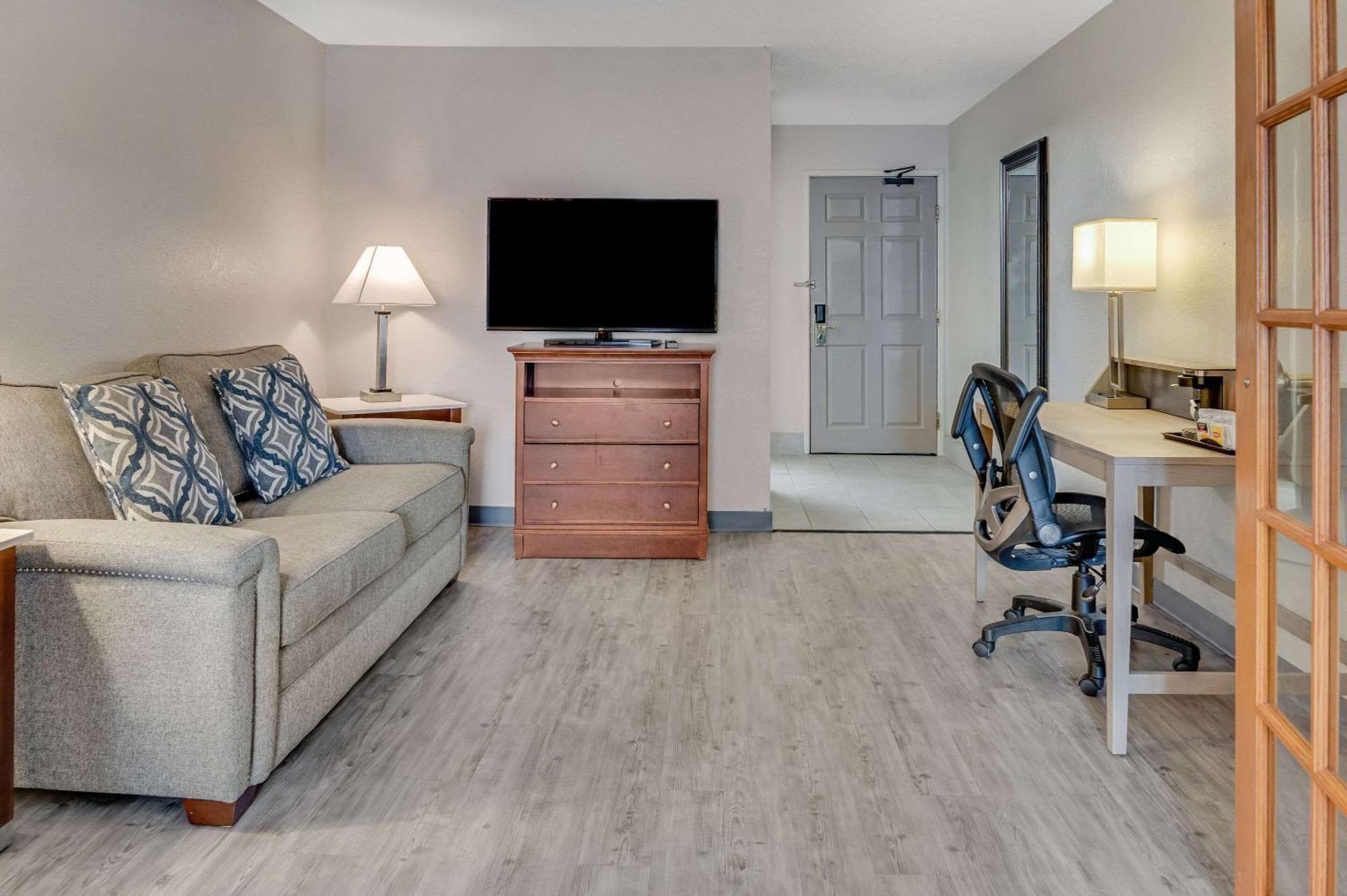 Country Inn & Suites By Radisson, Grand Rapids Airport, Mi Luaran gambar