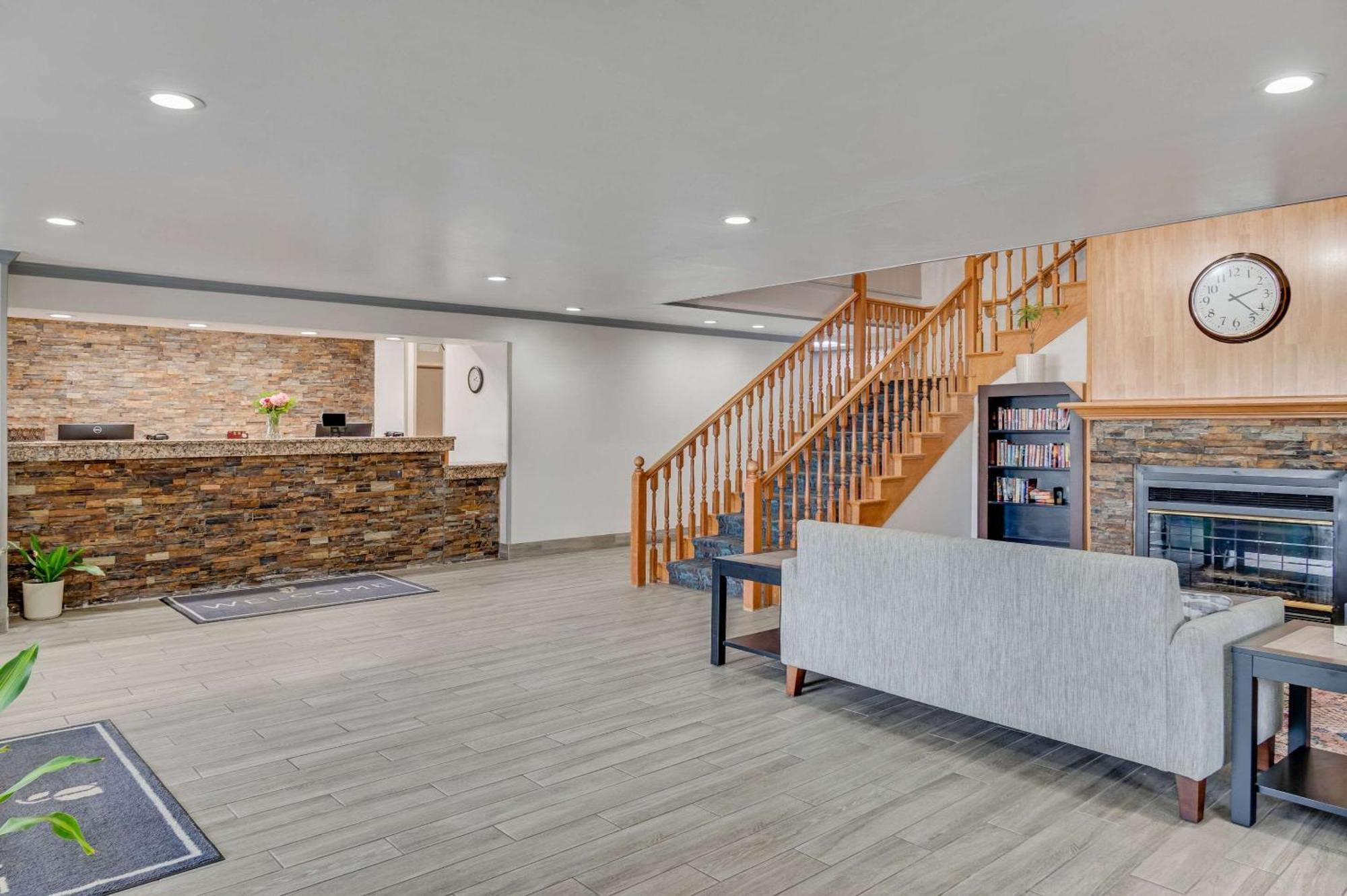 Country Inn & Suites By Radisson, Grand Rapids Airport, Mi Luaran gambar