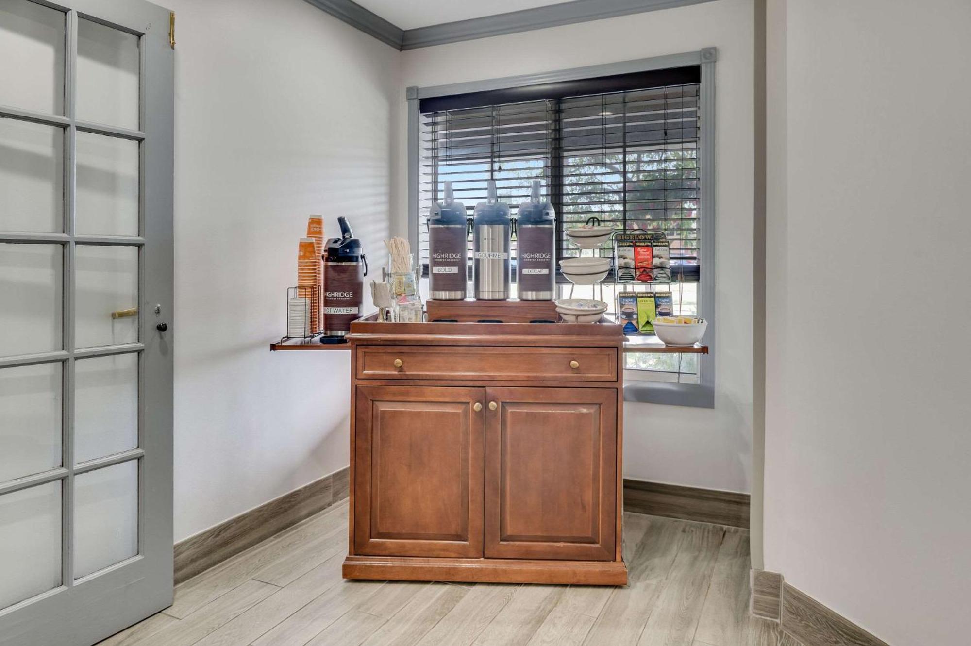 Country Inn & Suites By Radisson, Grand Rapids Airport, Mi Luaran gambar